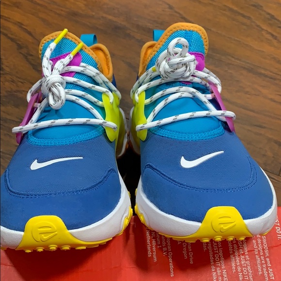 • NIKE REACT PRESTO (GS) mountain blue/white - Picture 10 of 16